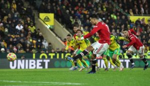 Read more about the article Ronaldo penalty seals narrow win for Man United over Norwich