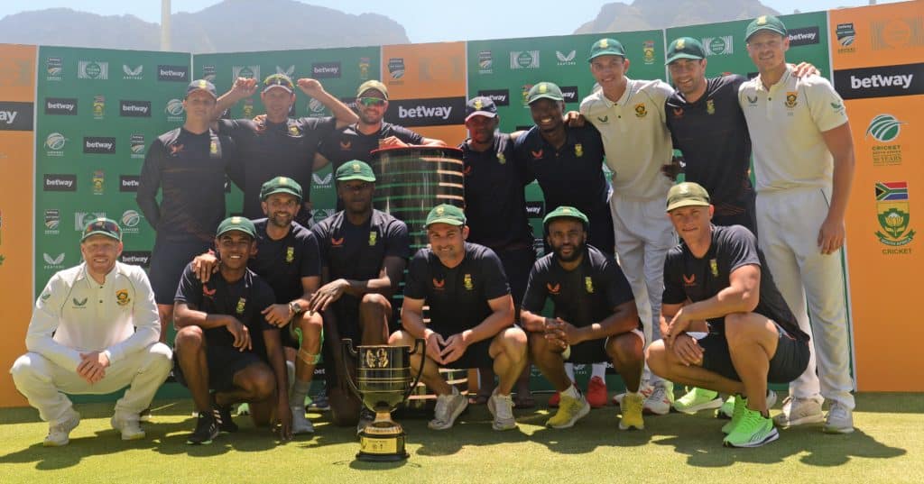 South Africa celebrate wining the series after day 4 of the third 2021 Betway Test Series game between South Africa and India at Newlands Cricket Ground in Cape Town on 14 January 2022 © Ryan Wilkisky/BackpagePix