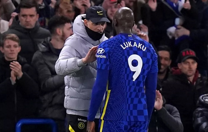 You are currently viewing Lukaku says sorry to upset Chelsea fans after controversial interview