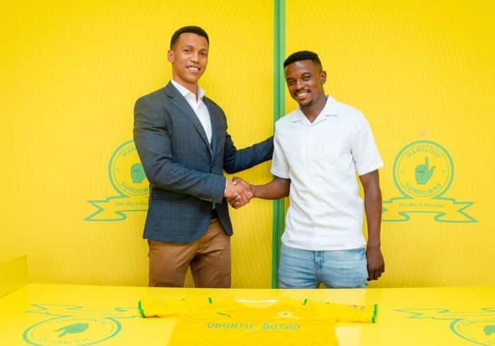 You are currently viewing Mokoena reveals why he decided on Sundowns move