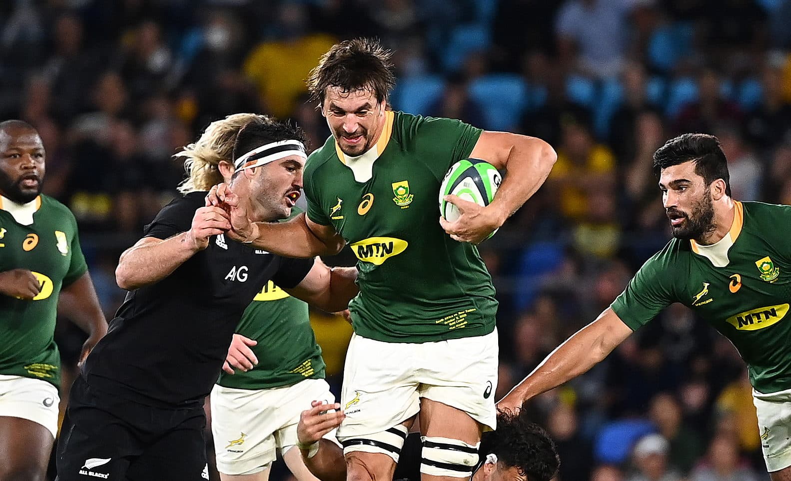 You are currently viewing Toulon confirm Etzebeth exit, lock linked to Sharks