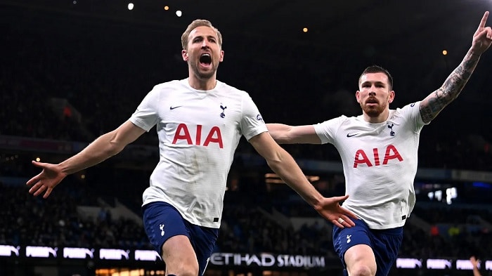 You are currently viewing Kane, Diaz shine as Man United finally show some fighting spirit – Premier League talking points