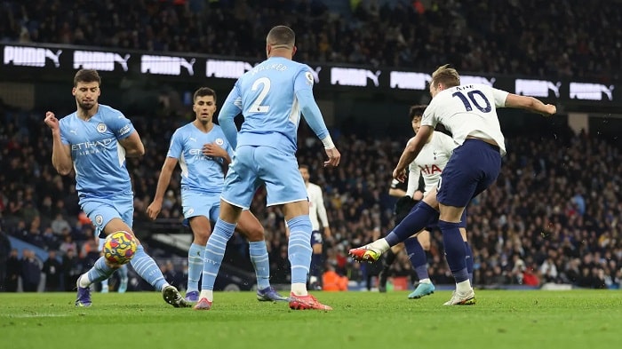 You are currently viewing Spurs stun Man City in five-goal thriller, Liverpool beat Norwich and Chelsea leave late against Palace