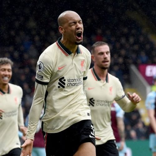 Liverpool close gap on Man City, Spurs rocked by Wolves