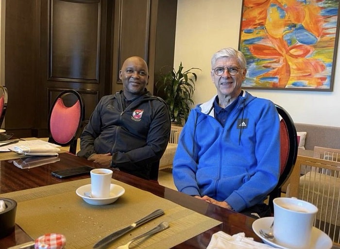 You are currently viewing Pitso humbled by extended meeting with Arsene Wenger