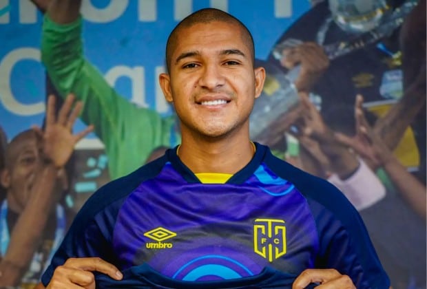 You are currently viewing Cape Town City sign Venezuelan forward from Deportivo La Guaira