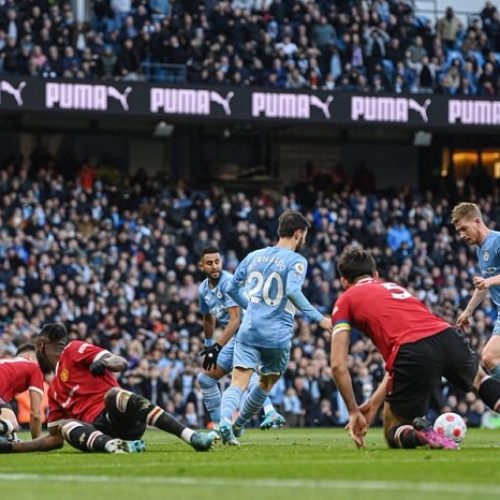 City thrash United in Manchester derby, Arsenal move into top four
