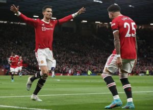 Read more about the article Ronaldo hat-trick fires Man United past Spurs, Liverpool close gap to the top
