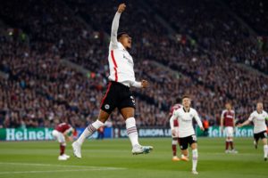 Read more about the article Frankfurt edge West Ham in Europa semi-final first leg