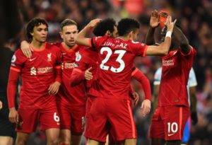 Read more about the article Liverpool outclass Man United to go top of the Premier League