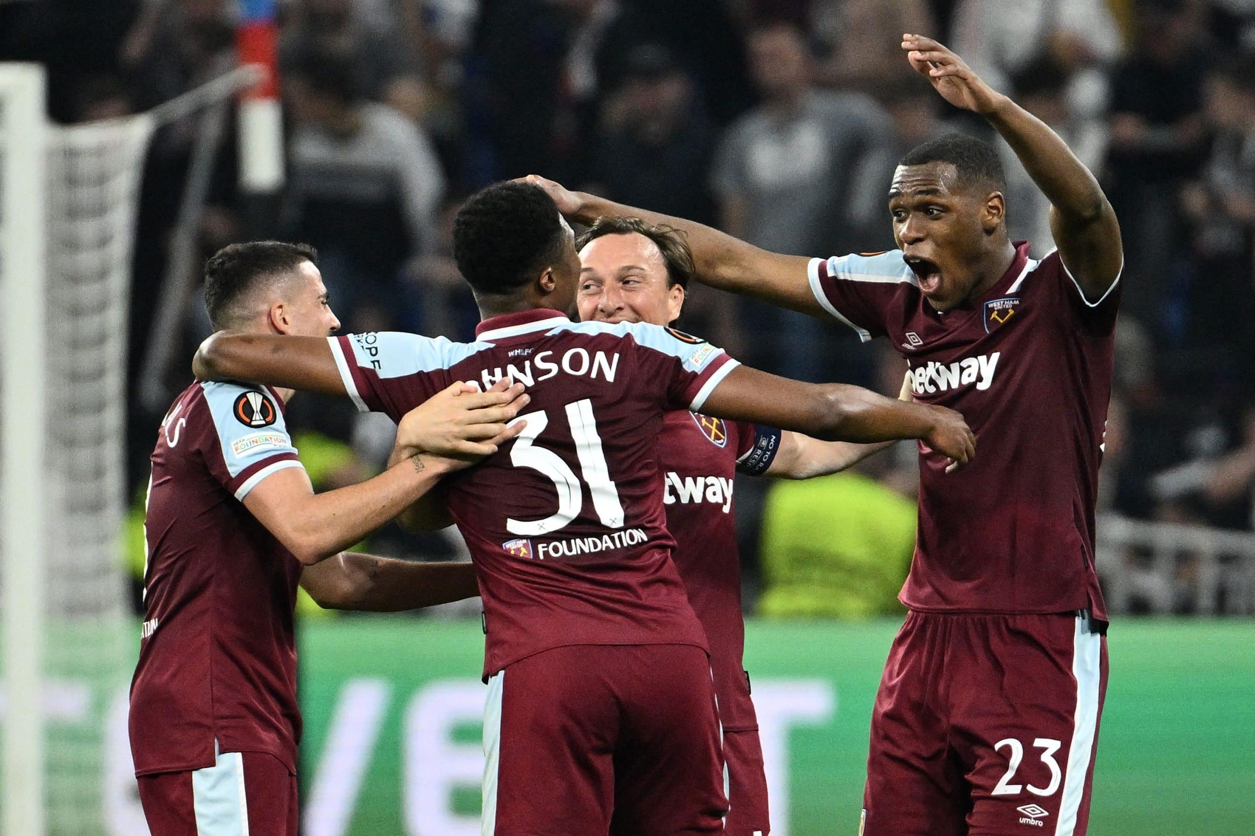 You are currently viewing Watch: Frankfurt shock Barca, West Ham’s qualify for first European semis