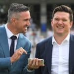 CAPE TOWN, SOUTH AFRICA - JANUARY 03: Kevin Pietersen talks to Graeme Smith before Day One of the Second Test between England and South Africa on January 03, 2020 in Cape Town, South Africa. (Photo by Philip Brown/Popperfoto/Popperfoto via Getty Images)
