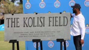 Read more about the article Watch: Kolisi ‘humbled’ by high-school field naming