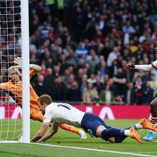 Tottenham thump Arsenal in North London derby