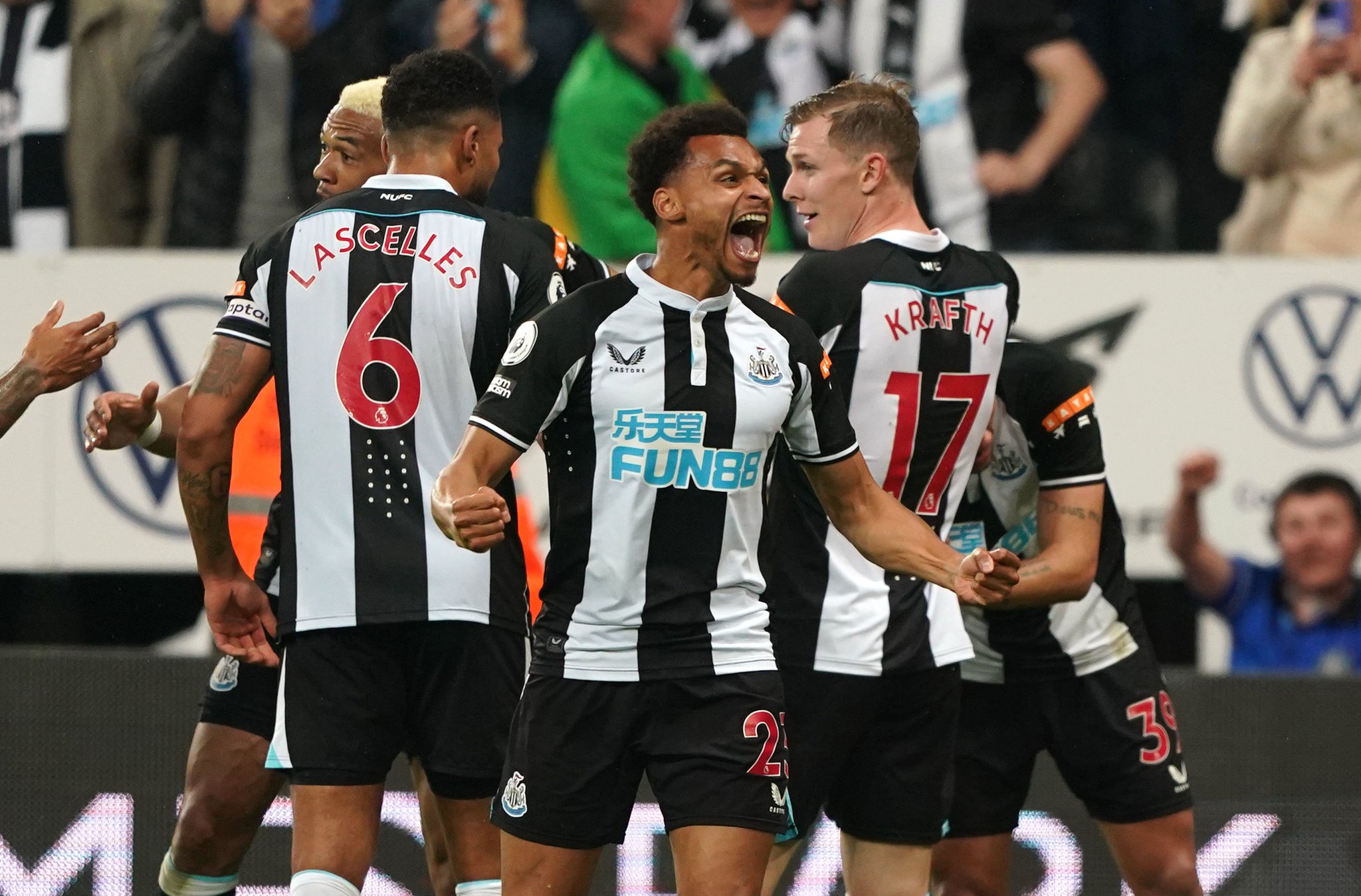 You are currently viewing Highlights: Newcastle dent Arsenal’s UCL dreams