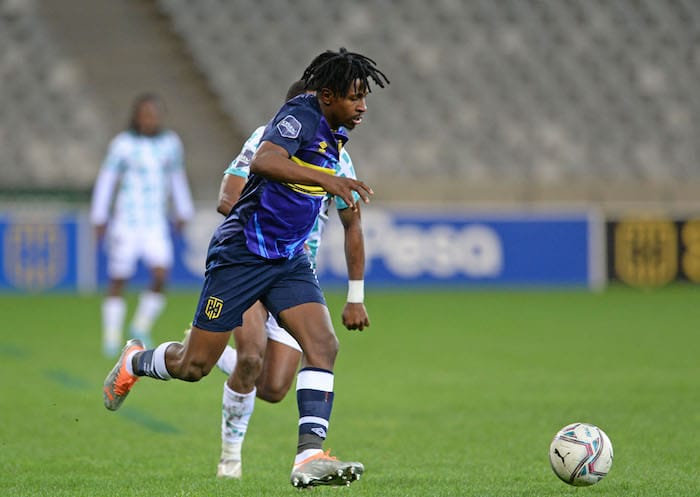 You are currently viewing Mashego released from Bafana camp after injury blow