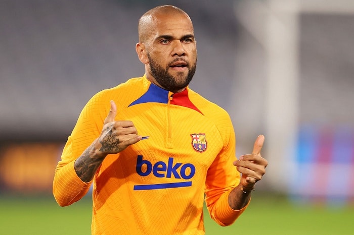 SYDNEY, AUSTRALIA - MAY 24: Dani Alves gestures to the crowd during an FC Barcelona training session at Accor Stadium on May 24, 2022 in Sydney, Australia. (Photo by Mark Kolbe/Getty Images)