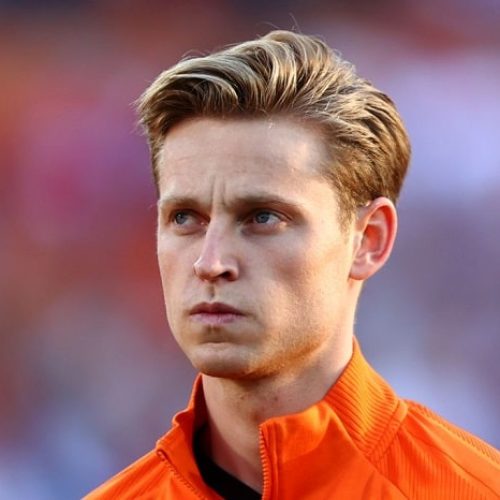 Barca president playing hardball over Man United’s persuit of de Jong