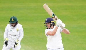 Read more about the article England edge ahead of Proteas Women