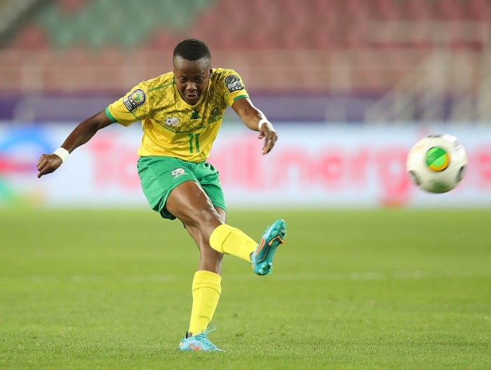 You are currently viewing Banyana star Kgatlana ruled out of Wafcon
