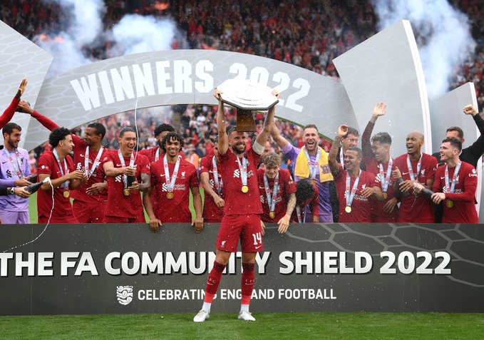 You are currently viewing Liverpool edge Man City to claim Community Shield