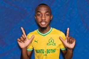 Read more about the article PUMA, Sundowns launch new home kit for 2022-23