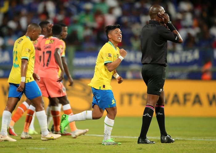 You are currently viewing Watch: Sundowns cruise into MTN8 semis