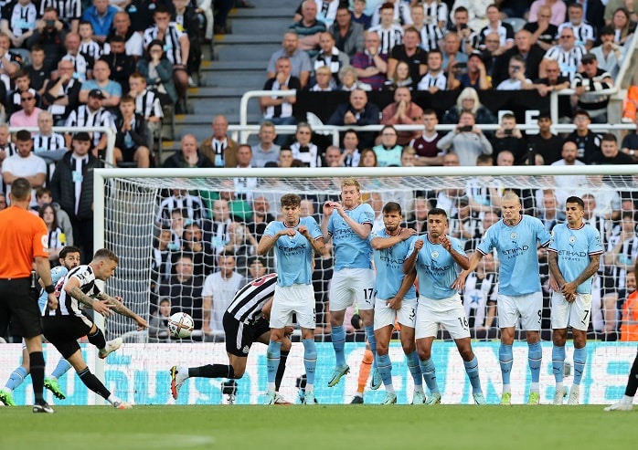 You are currently viewing EPL wrap: Newcastle earn point against Man City, Chelsea stunned by Leeds