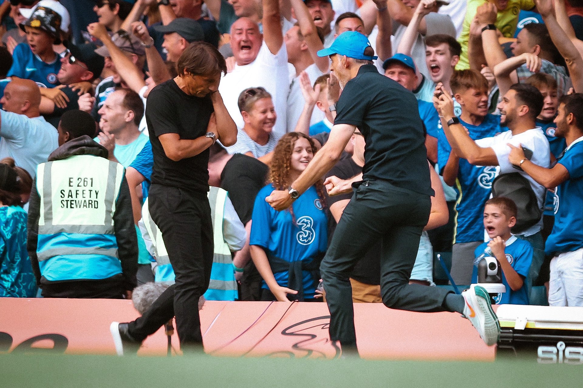 You are currently viewing Conte, Tuchel see red as Kane snatches Spurs draw at Chelsea