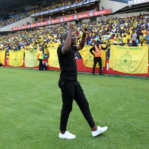 Watch: Sundowns pay tribute to club legend Hlompho Kekana