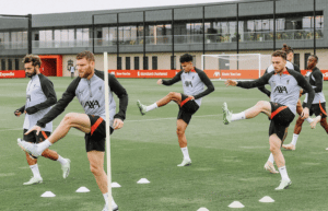 Read more about the article Watch: Liverpool gear up for Ajax showdown