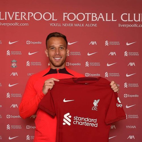 Liverpool sign Arthur on loan from Juventus