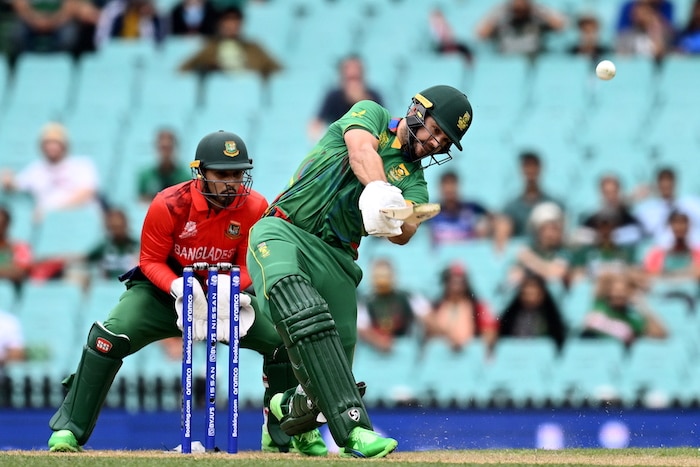 You are currently viewing Rossouw hits a century as South Africa trash Bangladesh