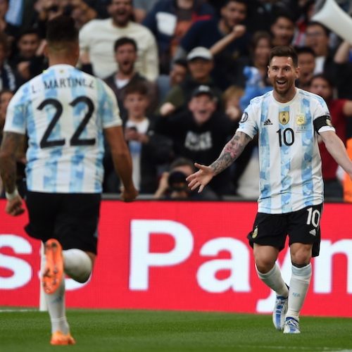 Martinez: Messi is very important to Argentina and the world of football