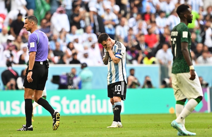 You are currently viewing Saudi Arabia stun Messi’s Argentina in World Cup opener