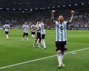 Read more about the article Scaloni calls for calm after Messi showing against Mexico