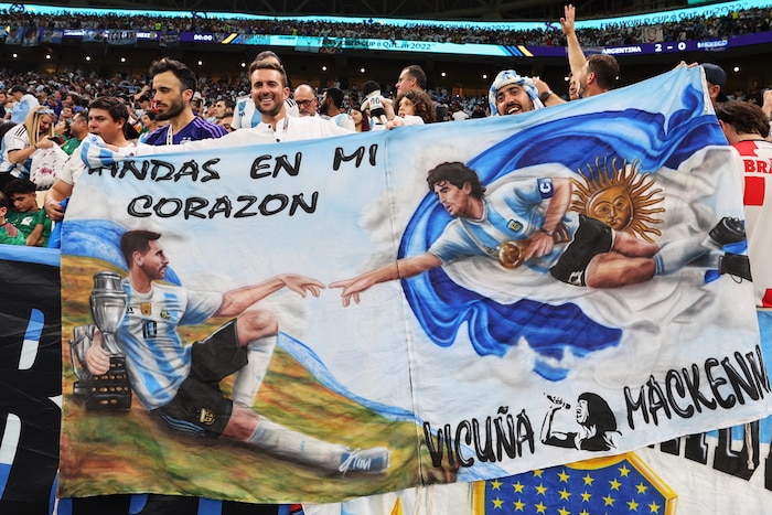 You are currently viewing Messi dreams of matching Maradona’s legacy