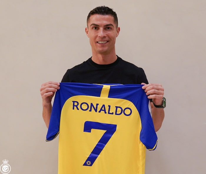 You are currently viewing Ronaldo joins Saudi Arabian club Al-Nassr