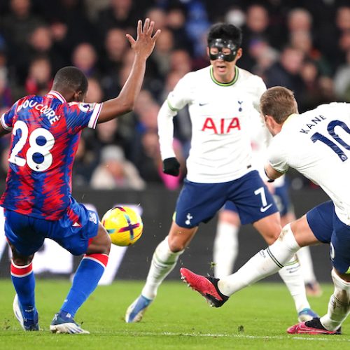 Kane double boosts Spurs’ top-four hopes