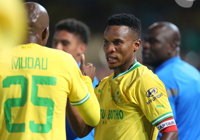 You are currently viewing Zwane ends goal drought as Sundowns defeat Swallows