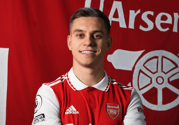 You are currently viewing Arsenal complete £27m deal for Brighton’s Trossard