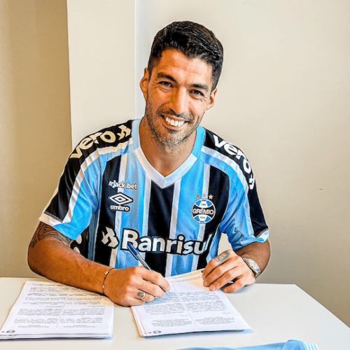 Luis Suarez signs two-year Gremio deal