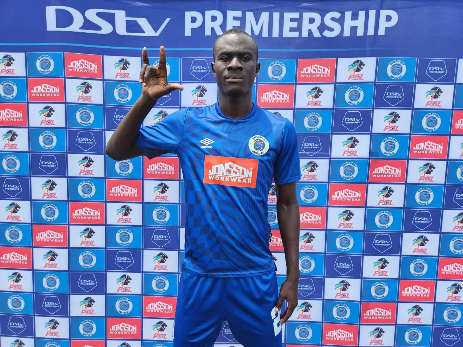 You are currently viewing SuperSport sign Senegalese striker
