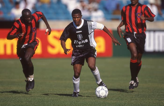 You are currently viewing Bafana and Pirates legend John Moeti passes away