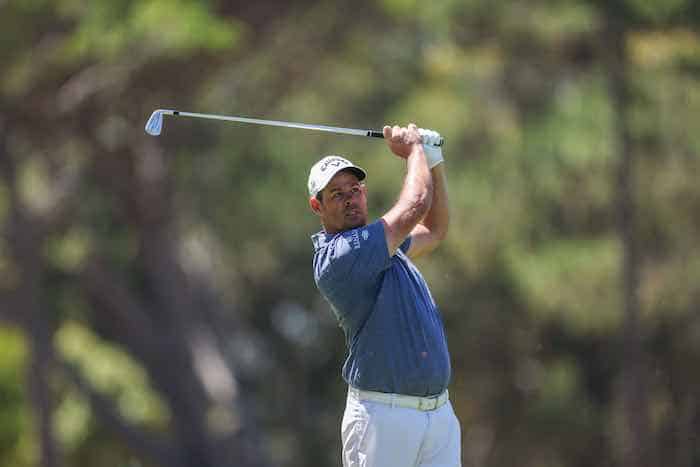 You are currently viewing Van Zyl leads into weekend at Royal Cape