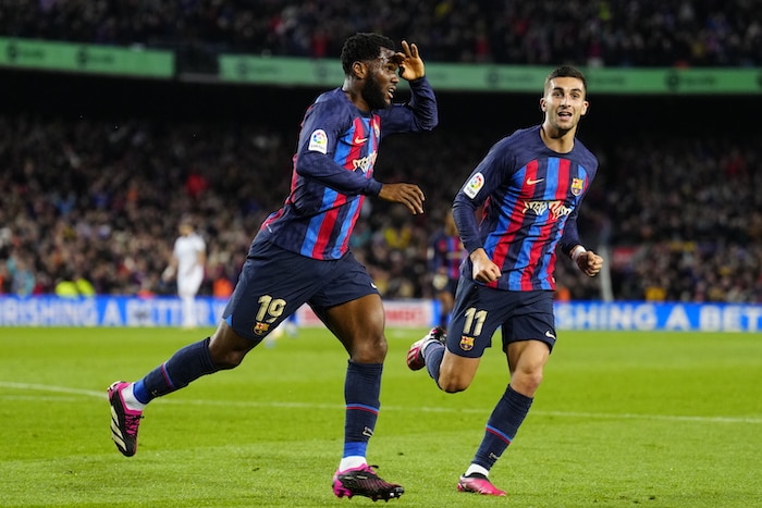 You are currently viewing Kessie sends Barcelona 12 points clear after El Clasico win