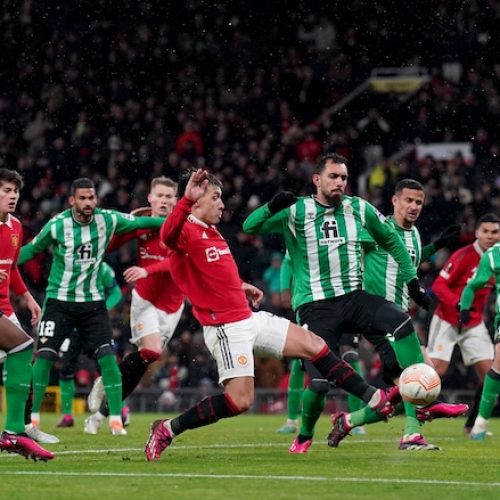 Man Utd bounce back to beat Betis, Sporting hold Arsenal