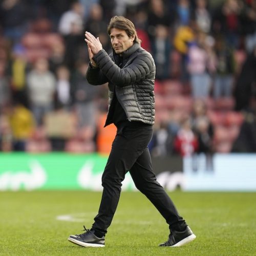 Conte shows his gratitude to fans after Tottenham exit