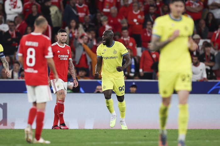 You are currently viewing Inter ease past Benfica in UCL quarter-final first leg