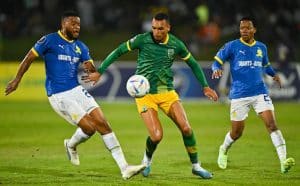 Read more about the article Mbule rescues a point for Sundowns